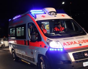ambulanza medico emergenza