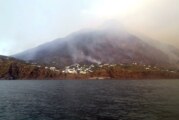 Stromboli, Codacons: turisti presenti sull’isola hanno diritto ad annullare vacanza senza penali