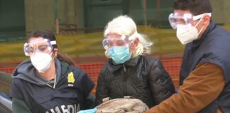 Palermo, violenza nelle case di riposo: arrestate sei donne per maltrattamenti nei confronti di anziani