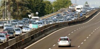 Controesodo: traffico intenso e bollino rosso controesodo traffico intenso bollino rosso