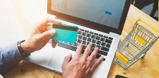 Black friday: gli italiani spenderanno online 1,8 mld. Il 61% degli acquisti sara’ sul web, attenzione alle truffe italiani spenderanno online