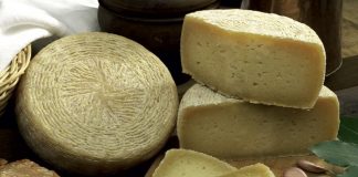 Sequestri e multe per falsi prodotti alimentari: incrementare i controlli in vista del Natale sequestri falsi prodotti