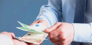 Il Codacons dice no agli aumenti di stipendio dei politici siciliani aumenti stipendio politici siciliani