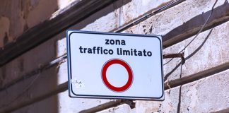 Aci Castello: commercianti e cittadini chiedono al Codacons di intervenire Aci Castello Zone Z.T.L.