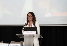 Barbara Mirabella direttore dipartimento scuola del Codacons Sicilia a Londra per un incontro sul tema della violenza sui bambini Incontro sulla violenza sui bambini