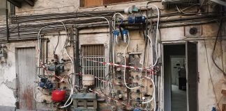 Catania: cittadini segnalano pericoli in Via V. Giuffrida 105/c Situazione di pericolo