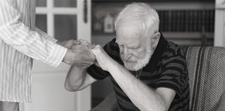 Anziani costretti a dormire al gelo: il Codacons si costituisce parte offesa Abusi anziani Catania