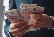 Regione Siciliana, Codacons: cinquemila euro per un video di auguri e comunicazione inesistente spreco risorse pubbliche