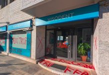 Visodent, oggi in Procura il Codacons ha chiesto il sequestro di tutte le sedi in Sicilia Sequestro cliniche Visodent