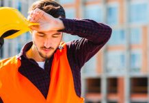 Caldo, il Codacons: rispettare l’ordinanza regionale, la salute degli operai non è negoziabile Sospensione lavori