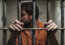 carcere di cavadonna: condizioni critiche e assenza di acqua calda