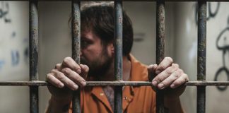 carcere di cavadonna: condizioni critiche e assenza di acqua calda