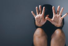 Giardini Naxos (ME), ex compagna aggredita brutalmente: è tentato femminicidio Tentato femminicidio