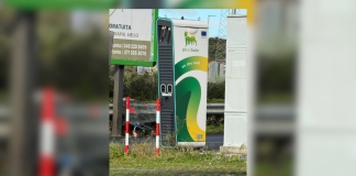 Auto elettriche, automobilisti in difficoltà in Sicilia Colonnine elettriche